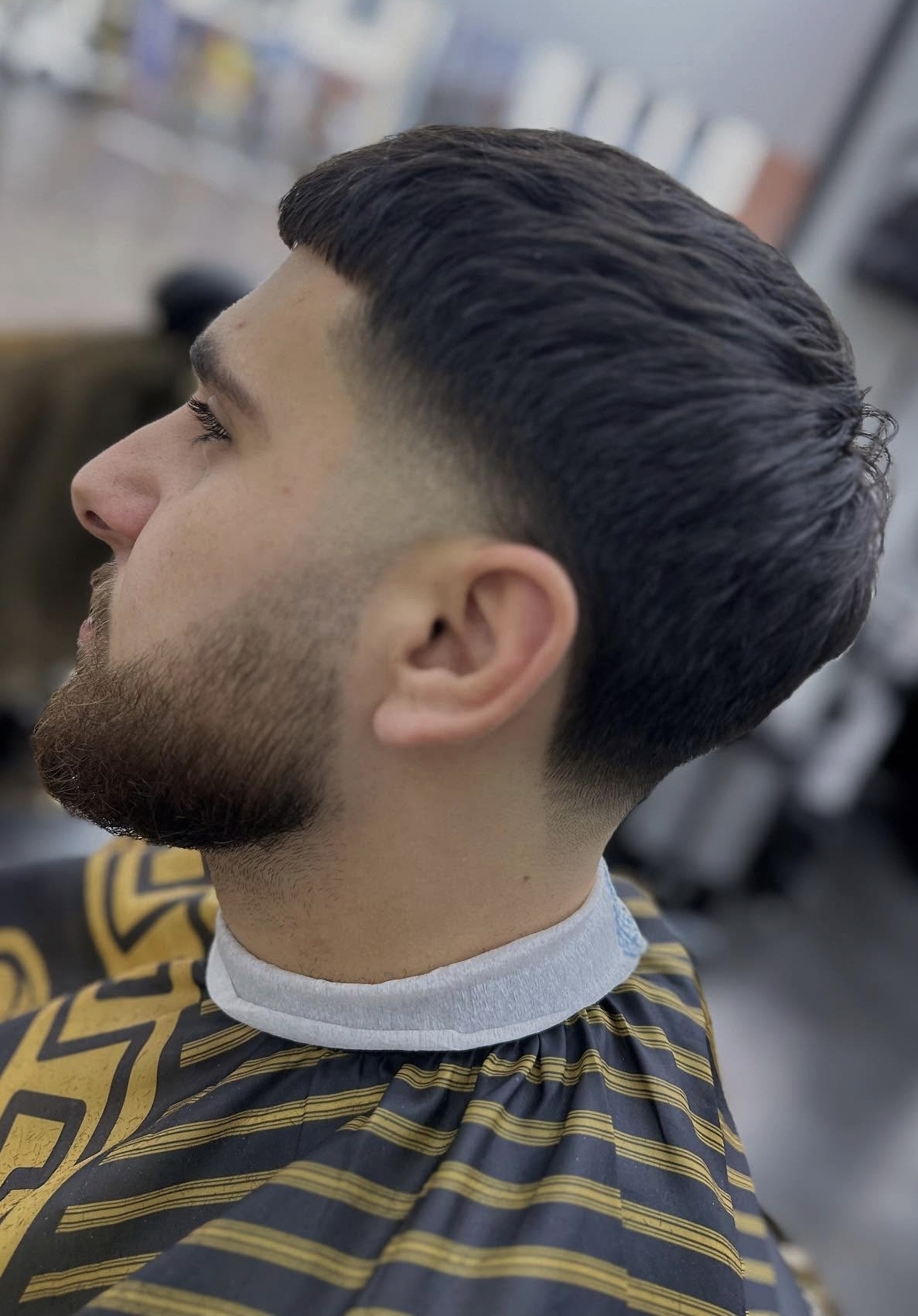 Fade met textured fringe